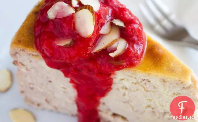 Tarta de Queso de Fresa y Almendras