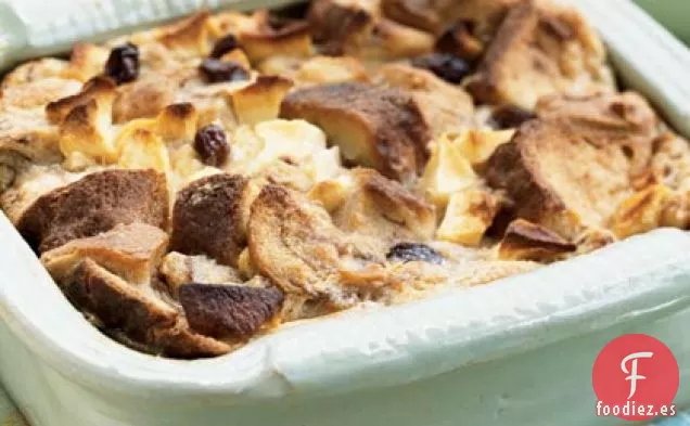 Budín de Pan con Pasas de Uva y Manzana y Canela