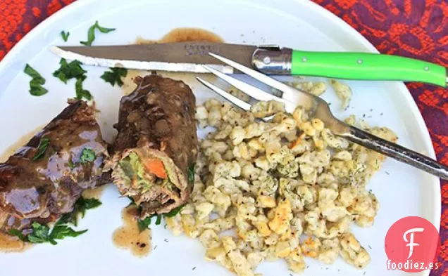 Rouladen De Ternera Con Spaetzle De Eneldo