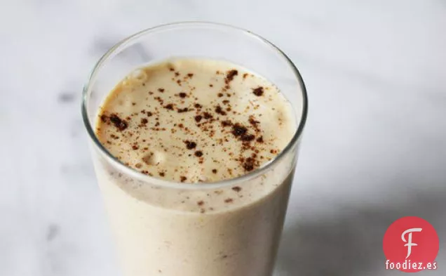 Batido de Fecha, Tahini y Cardamomo