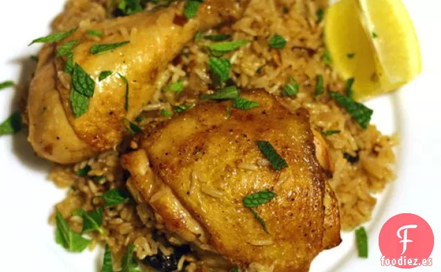 Pollo y Arroz Con Almendras y Cerezas Secas