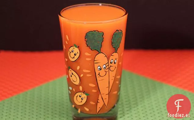 Jugo Simple de Naranja y Zanahoria