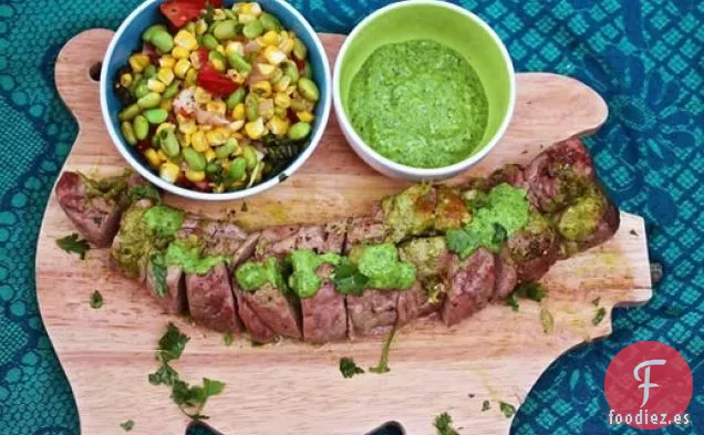 Solomillo De Cerdo Relleno De Pesto Y Cilantro Con Sucotash De Verano