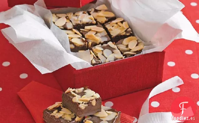 Cuadrados de Chocolate y Almendras
