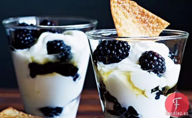 Patatas fritas de Canela con Moras y Yogur