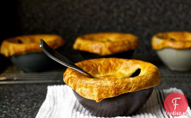 Tartas De Panceta, Frijoles Blancos Y Acelgas Suizas
