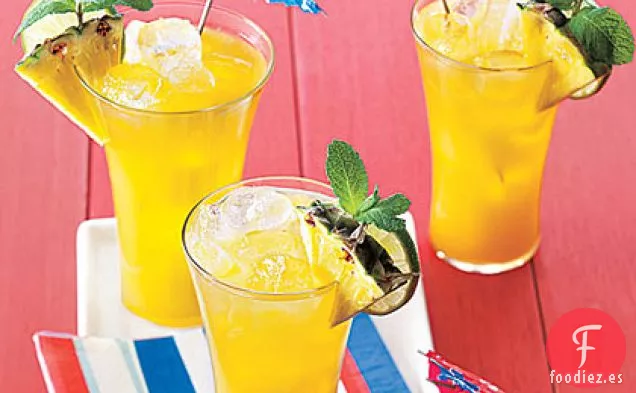 Ponche de Plantador de Piña
