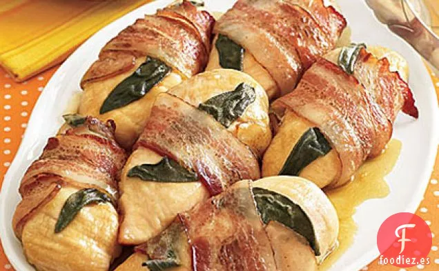 Pechugas de Pollo Envueltas en Tocino y Salvia