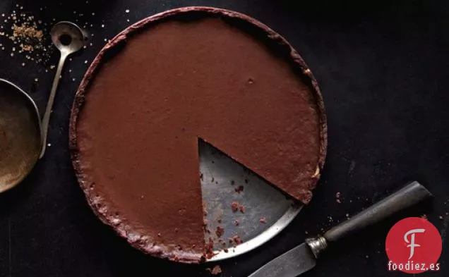 Pastel de Chocolate con Chile Verde de Cuatro y Veinte Mirlos