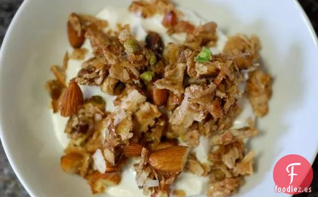 Granola de Matzo de Coco