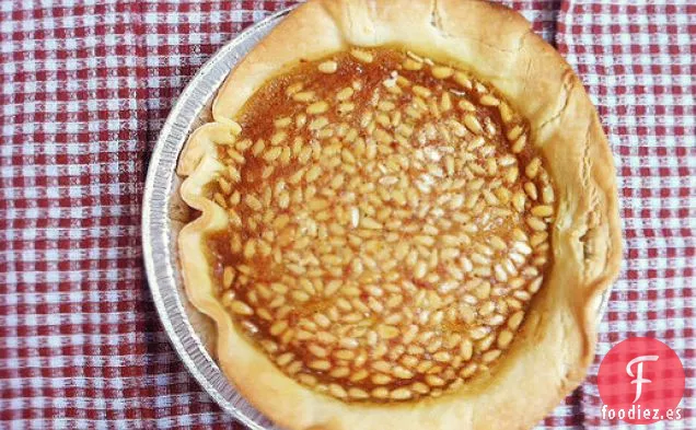 Pastel de Anís Con Miel de Piñones