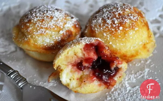 Ebelskivers (Panqueques Daneses) Con Mermelada De Arándano Rojo