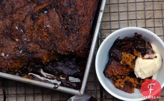 Pastel de Budín de Chocolate y Caramelo Salado