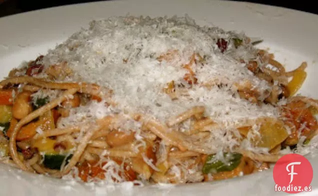 Espaguetis De Trigo Integral De Diva Doméstica Con Guisantes De Ojos Negros y Ch