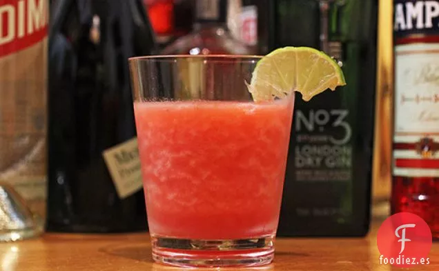 Granizado de Fresa, Ginebra, Campari y Lima