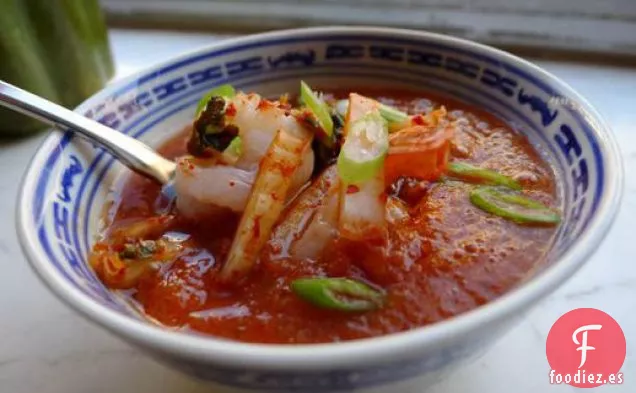 Cocinar el Libro: Gazpacho de Kimchi con Camarones
