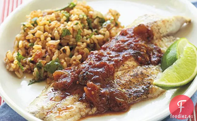 Bagre con Arroz Cilantro-Chipotle