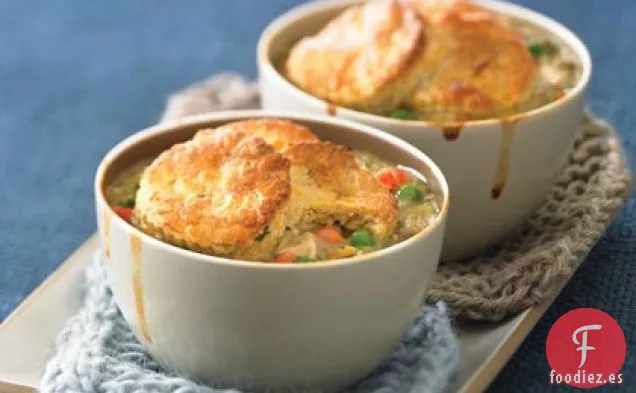 Potpies de pollo con tapa de galletas