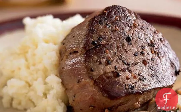 Solomillo de Ternera con Salsa de Champiñones