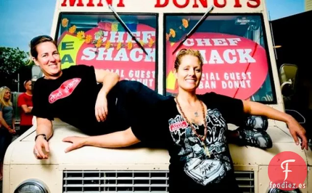 Cocina el Libro: Tostadas Francesas con Manzanas Afeitadas y Cerveza de Tocino