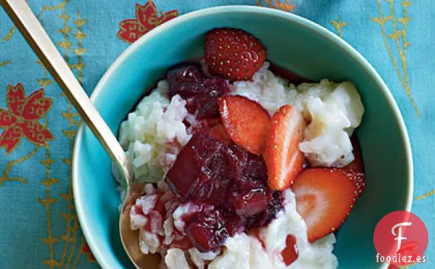 Risotto de Vino de Oporto Rubí y Ruibarbo con Fresas Azucaradas