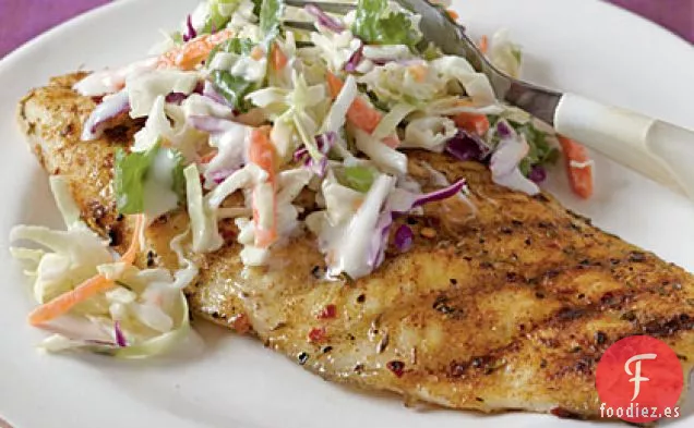 Bagre Friccionado con Salsa Picante de Cilantro
