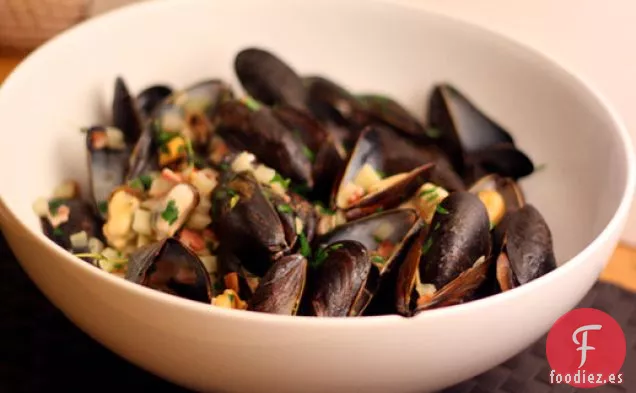 Cena de esta noche: Mejillones con Hinojo y Tocino