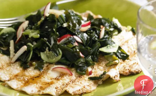 Paillards de Pollo con Costra de Sésamo con Ensalada de Algas Marinas