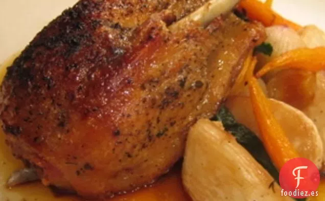 Pato Asado Lento Con Nabos Y Zanahorias