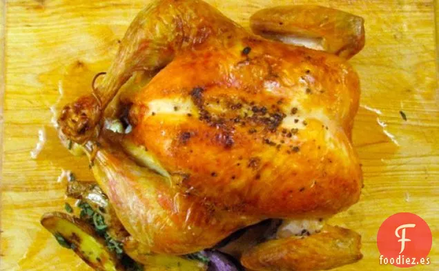 Cena del Domingo: Pollo Asado con Limón y Patatas a Base de Hierbas