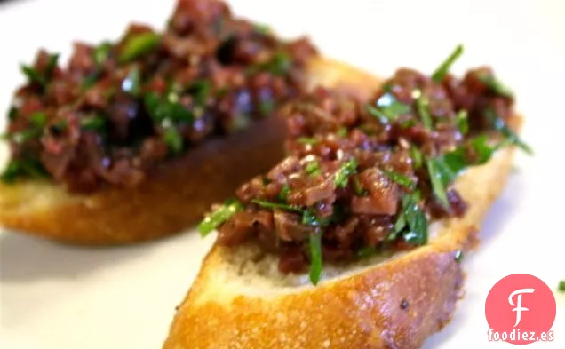 The Nasty Bits: Tartar de Corazón de Venado