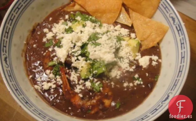 Cocina el Libro: Sopa de Frijoles Negros de Rick Bayless