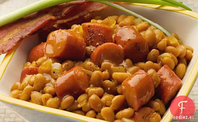 Frijoles y Salchichas al Horno en Sartén Rápida