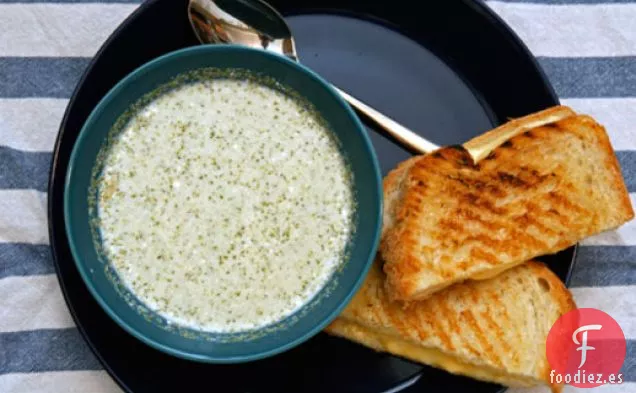 Cena de Esta Noche: Sopa Cremosa de Brócoli