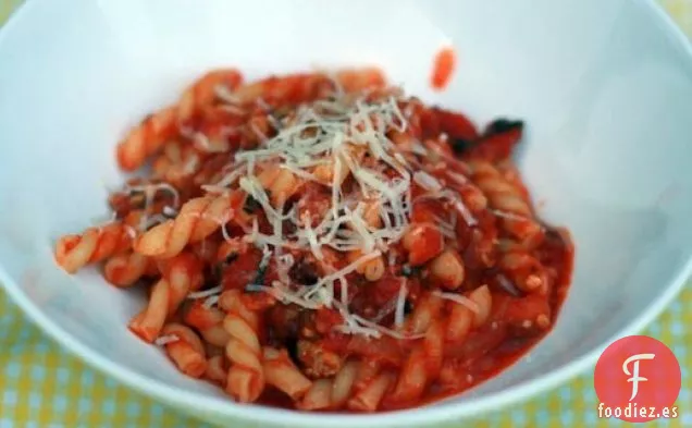 Cena de Esta Noche: Salsa de Salchicha de Cerdeña