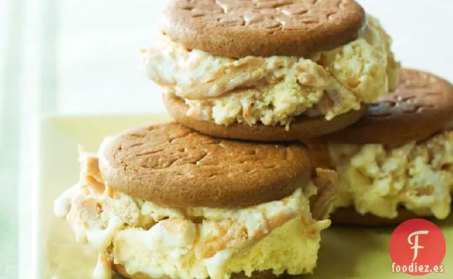 Sándwiches de Helado de Mantequilla de Maní