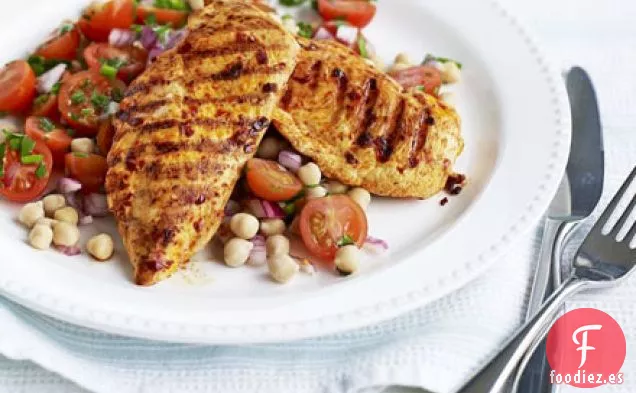 Pollo Harissa con ensalada de garbanzos