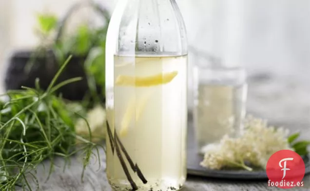 Cordial de flor de saúco, limón y vainilla
