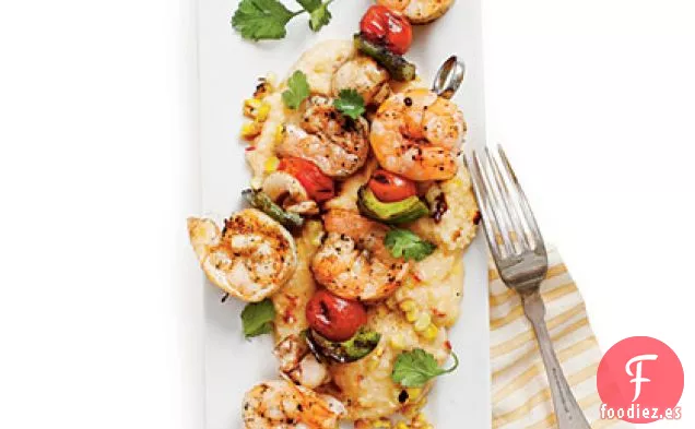 Camarones a la Parrilla y Sémola de Maíz Ahumado a la Parrilla