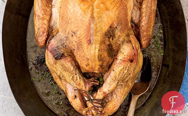 Pavo Asado Clásico y Salsa de Menudillos