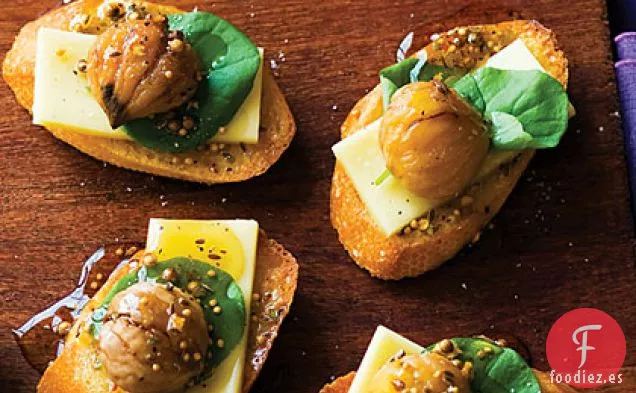 Crostini de Cheddar Afilado y Castaño