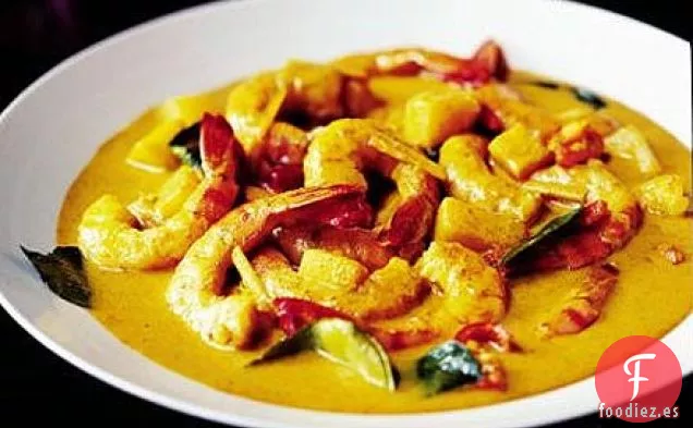 Curry de gambas y piña dulce y caliente