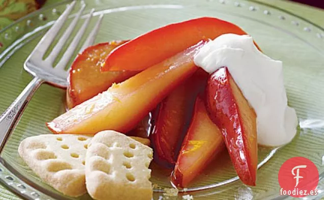 Peras con Especias y Crema