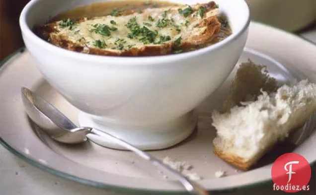 Sopa de cebolla británica