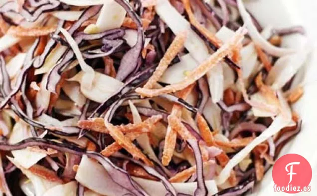 Ensalada de col lombarda y hinojo
