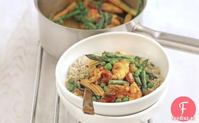 Estofado de pollo y verduras con cuscús integral