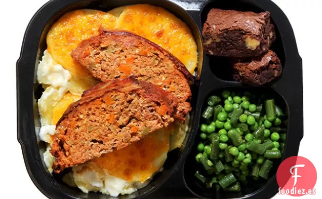 Pastel de Carne de Res Alimentado con Pasto en una Manta de Tocino