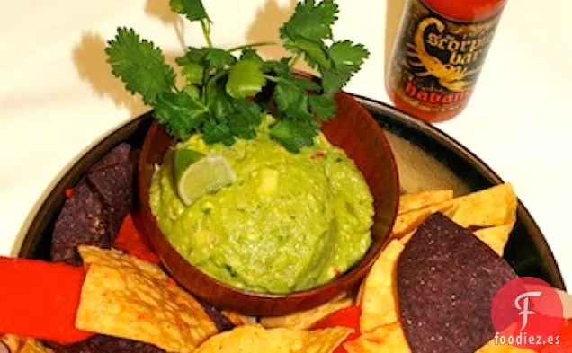 Receta de Guacamole Picante de Scorpion Bar