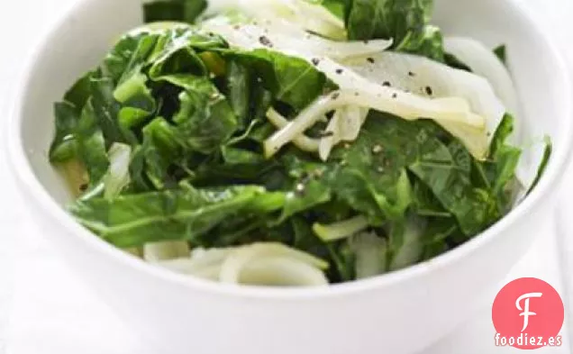 Verduras de primavera, hinojo y manzanas