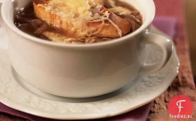 Sopa de Cebolla con Crostini de Queso